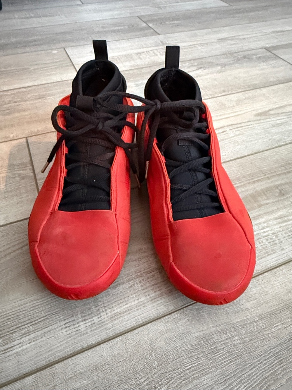 Adidas Harden Volume 8 - Luxury Red